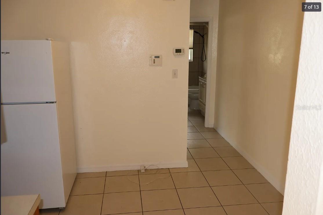 Image 5 of 16 For 2411 Lemon Street B