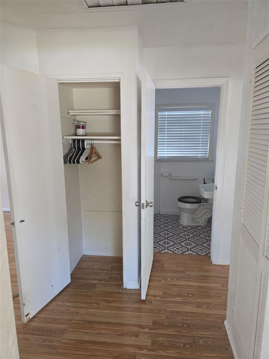 Image 15 of 26 For 3971 9th Avenue N