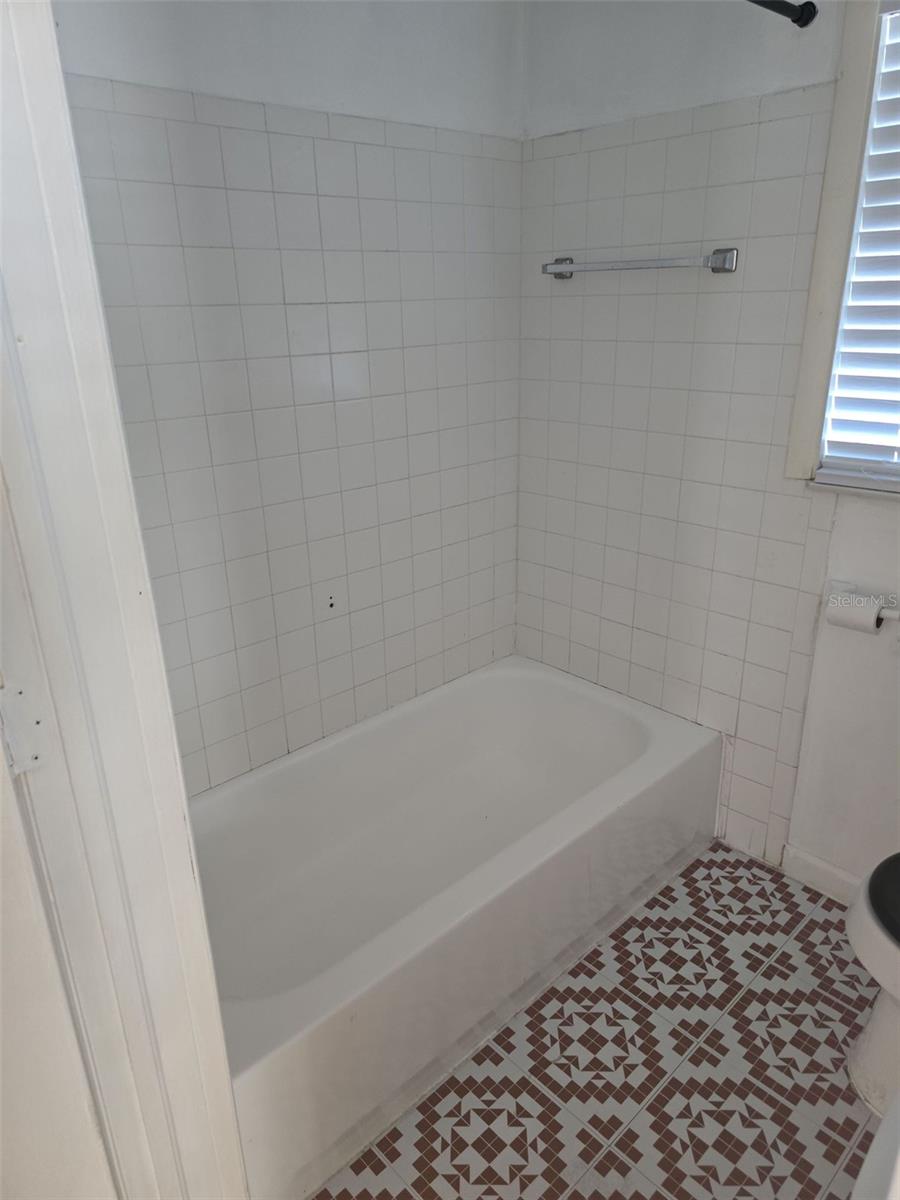 Image 17 of 26 For 3971 9th Avenue N