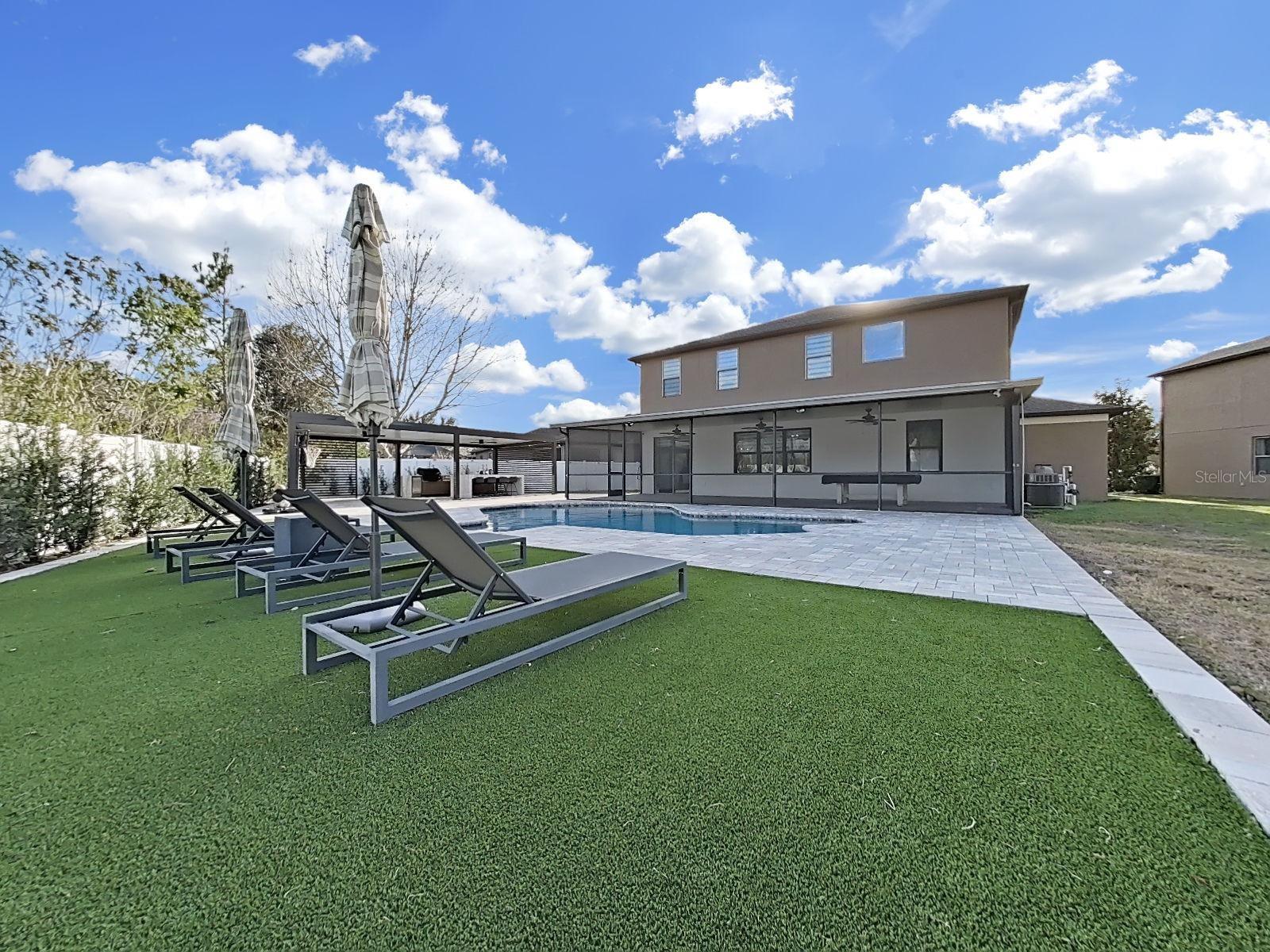 Image 3 of 49 For 2202 Landside Drive