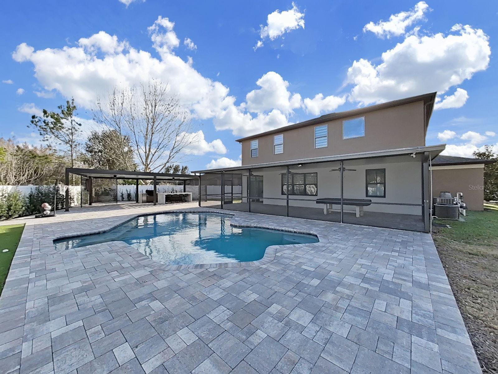 Image 5 of 49 For 2202 Landside Drive