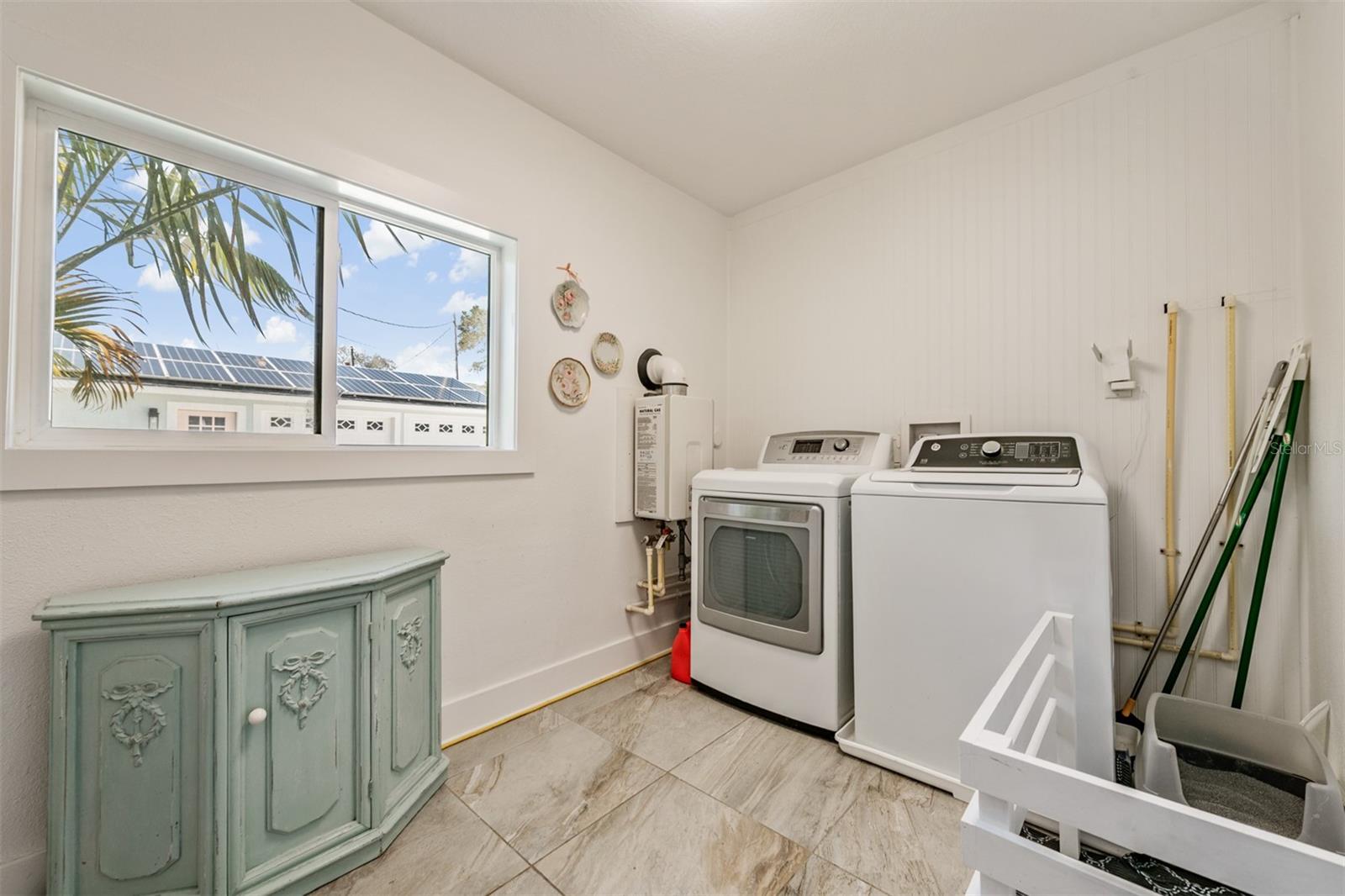 Image 20 of 43 For 2020 Culberson Avenue