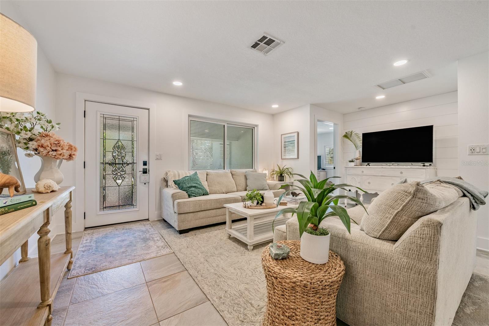 Image 4 of 43 For 2020 Culberson Avenue