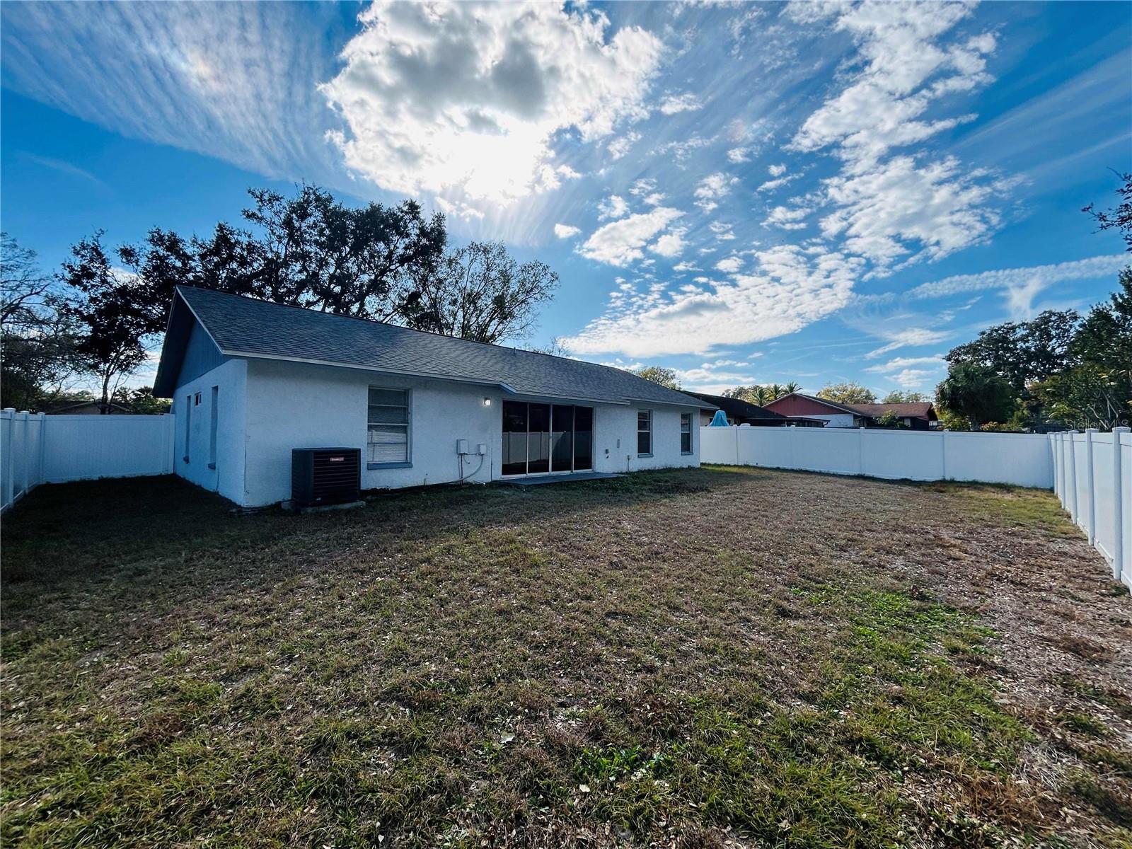 Image 10 of 43 For 7516 Sanibel Circle