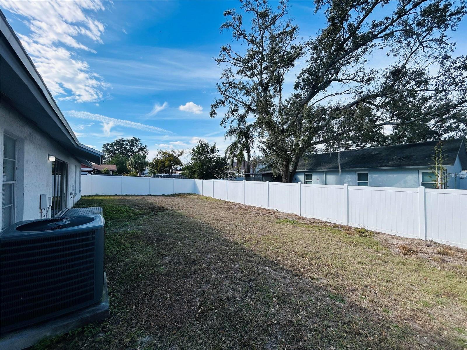 Image 11 of 43 For 7516 Sanibel Circle