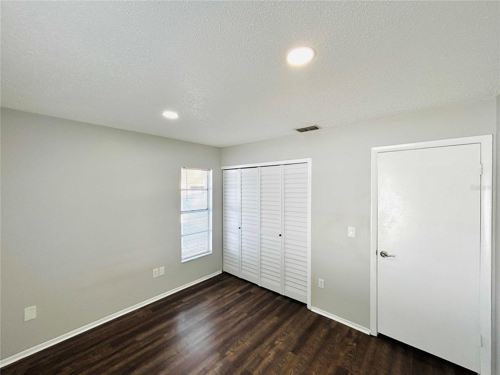 Image 34 of 43 For 7516 Sanibel Circle