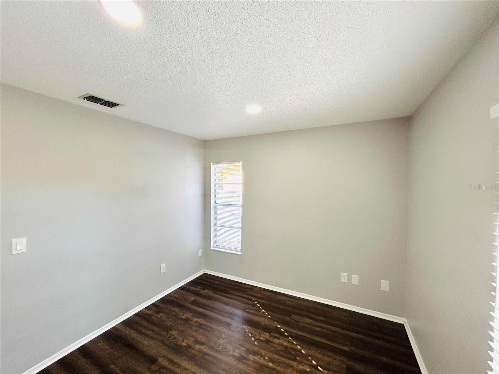 Image 36 of 43 For 7516 Sanibel Circle