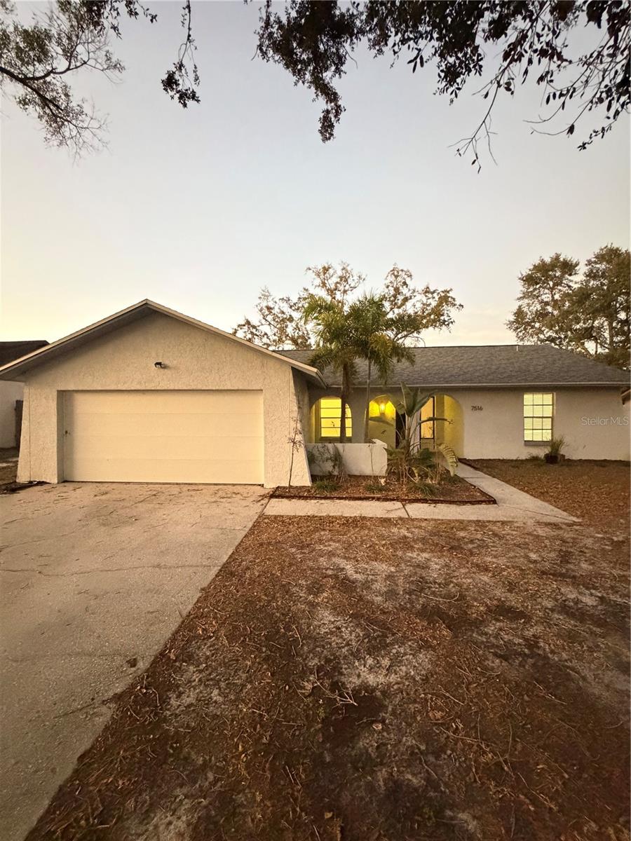 Image 4 of 43 For 7516 Sanibel Circle