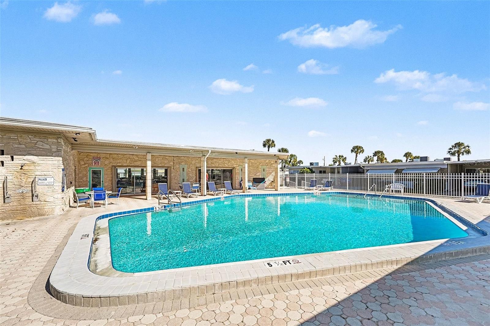 Image 26 of 26 For 250 Rosery Road Nw 219