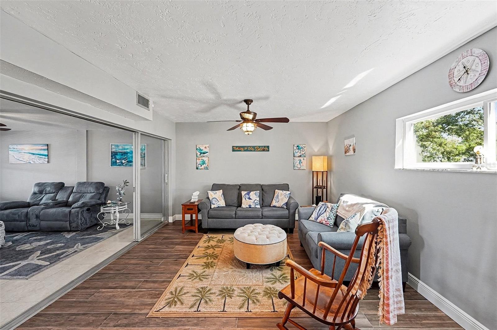 Image 6 of 26 For 250 Rosery Road Nw 219