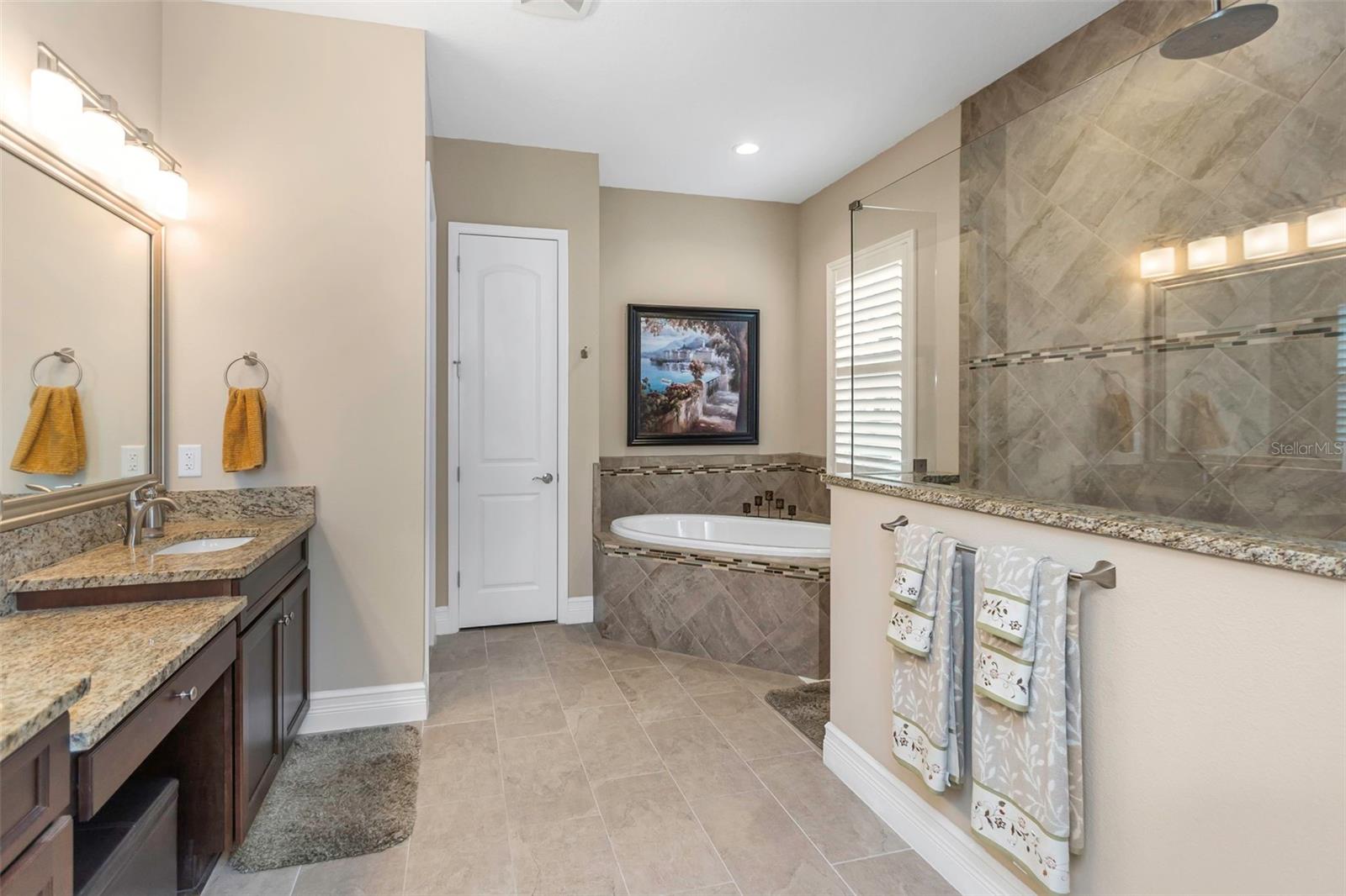 Image 23 of 57 For 4239 Woodland Retreat Boulevard