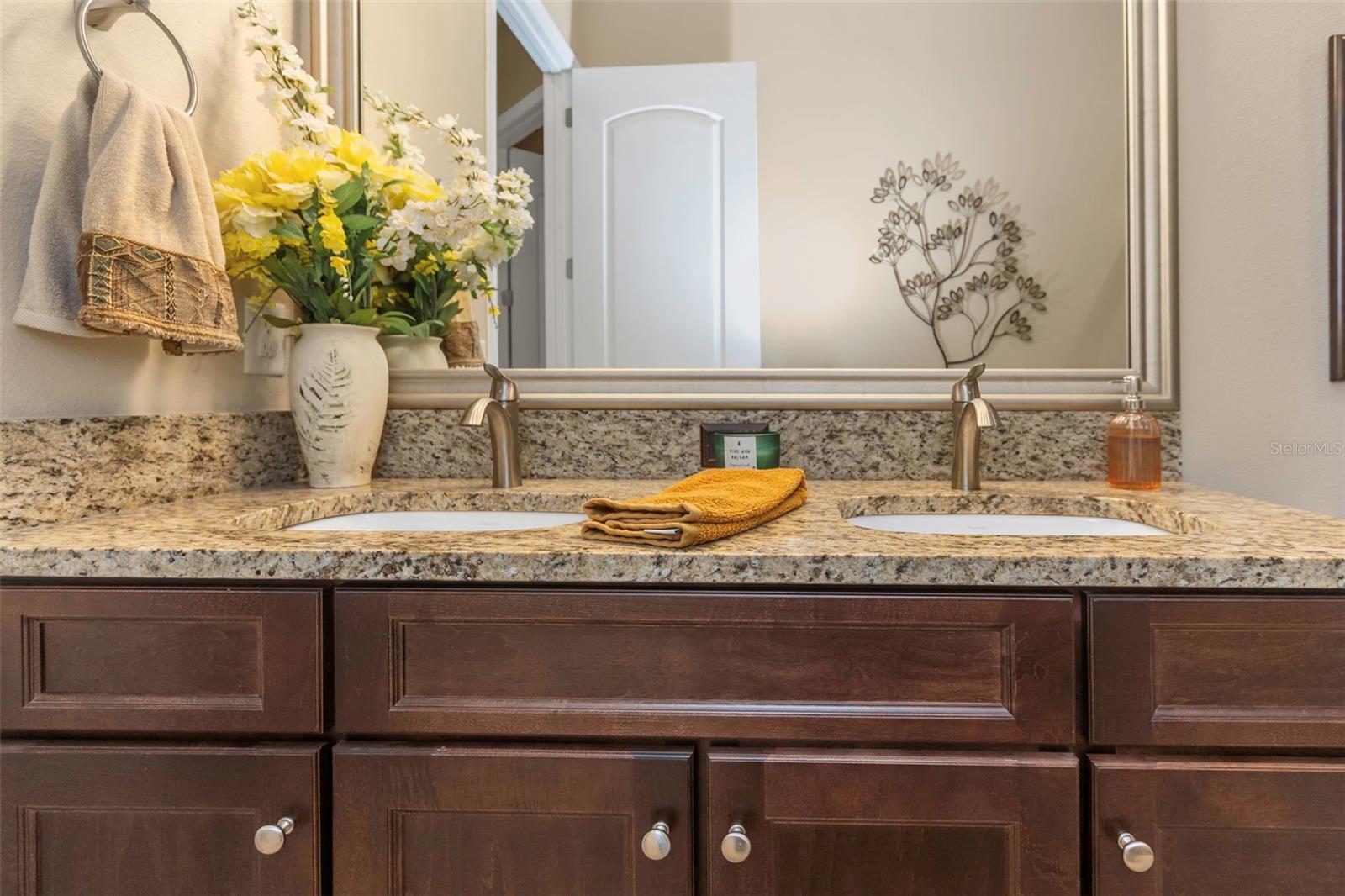 Image 32 of 57 For 4239 Woodland Retreat Boulevard