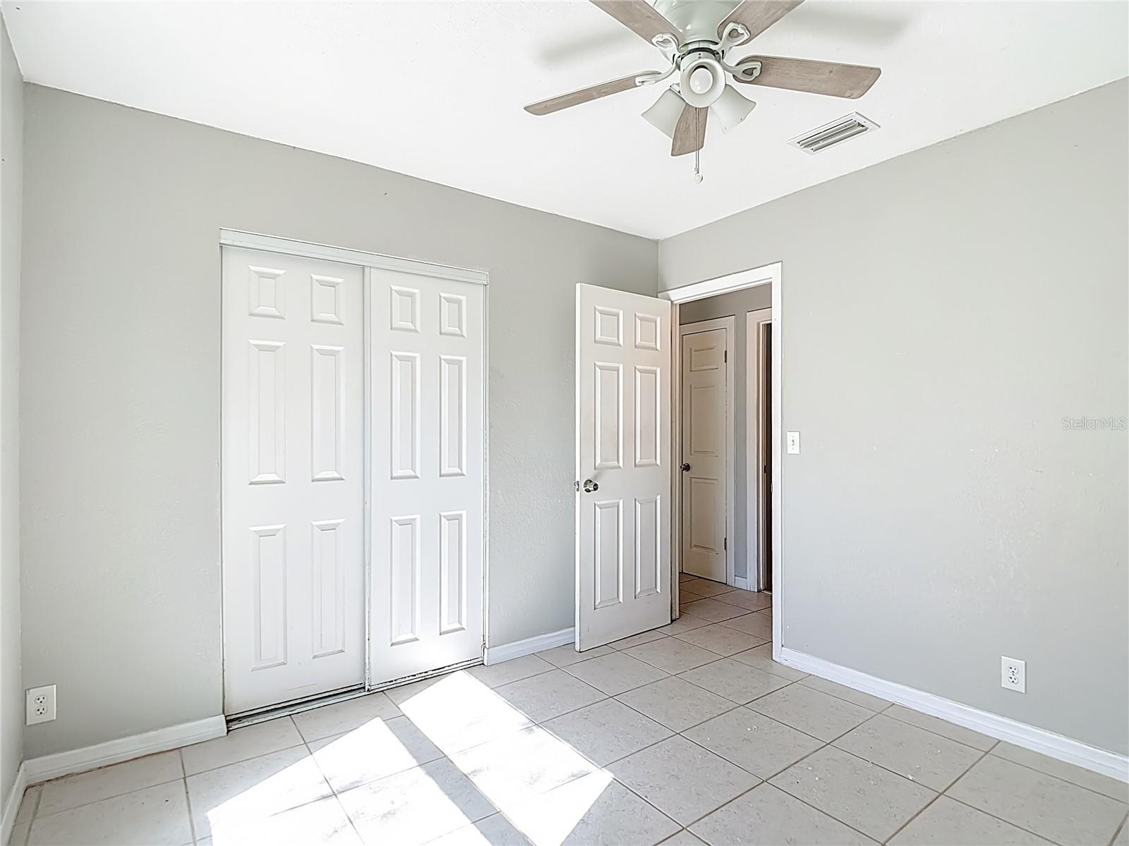 Image 25 of 46 For 27183 Thorncrest Avenue