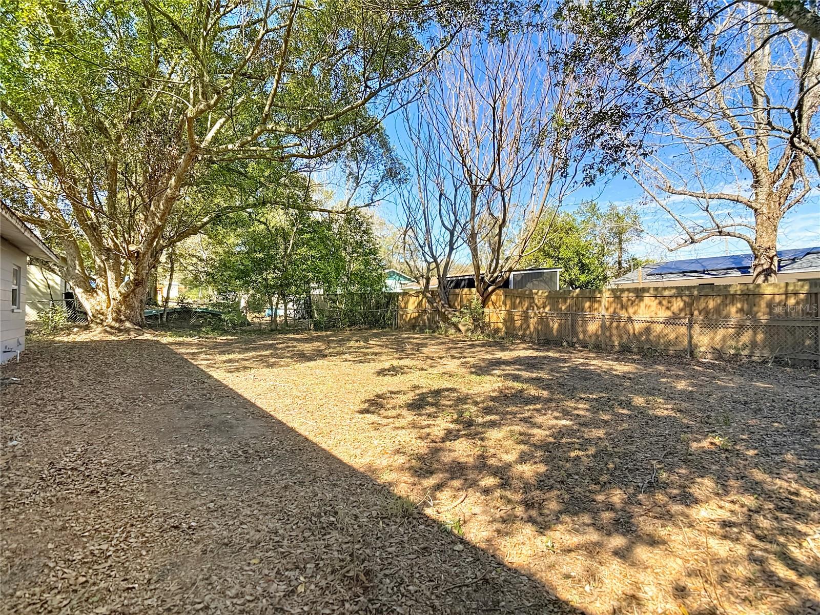 Image 44 of 46 For 27183 Thorncrest Avenue