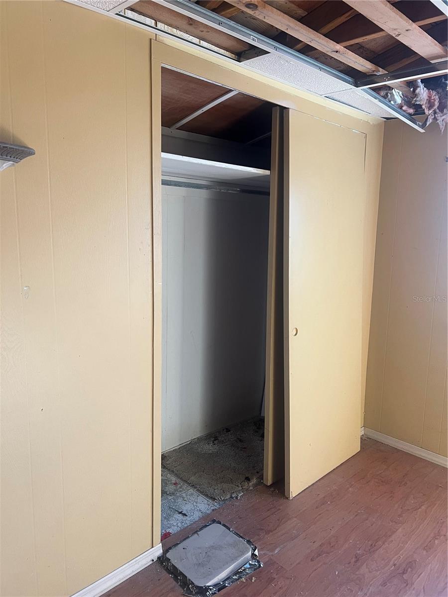 Image 13 of 16 For 2103 Pleasure Drive