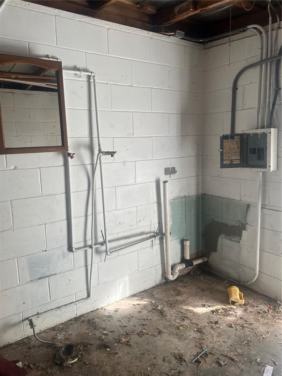 Image 15 of 16 For 2103 Pleasure Drive