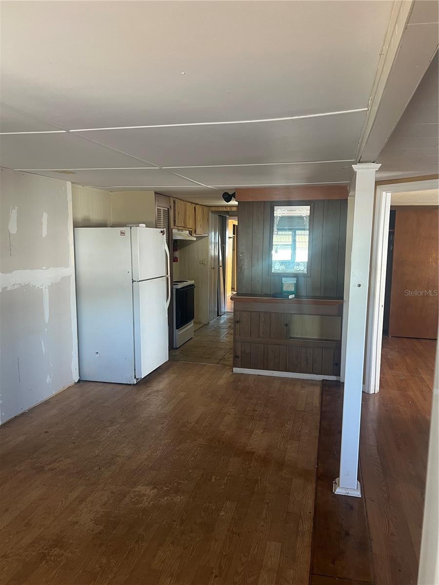 Image 5 of 16 For 2103 Pleasure Drive