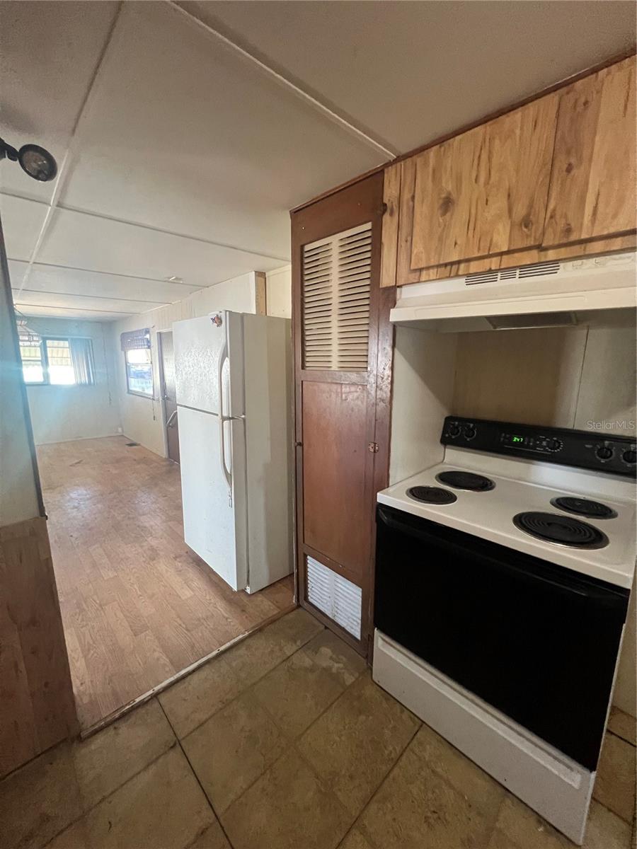 Image 6 of 16 For 2103 Pleasure Drive