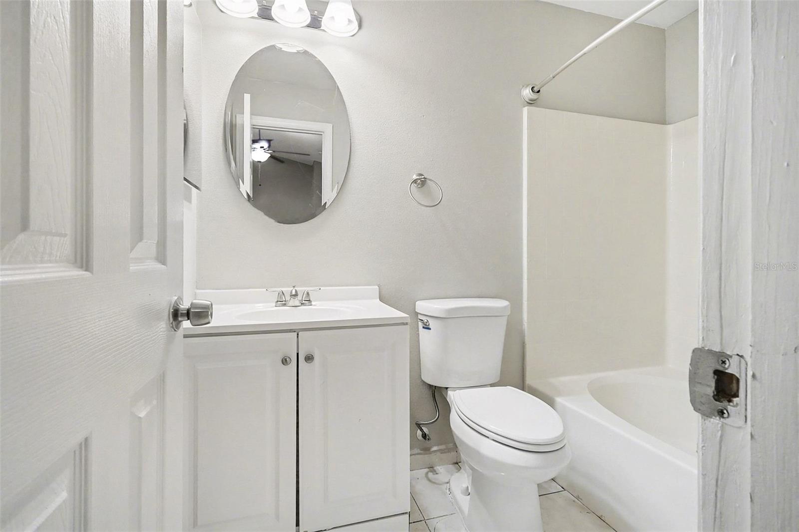 Image 13 of 25 For 1117 Roan Court