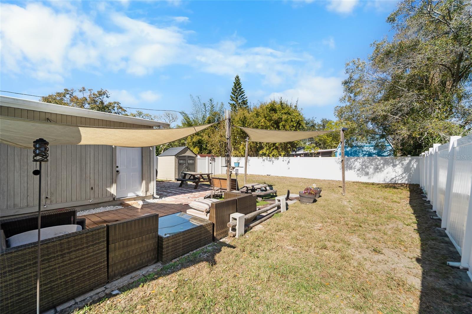 Image 17 of 20 For 1221 36th Terrace N