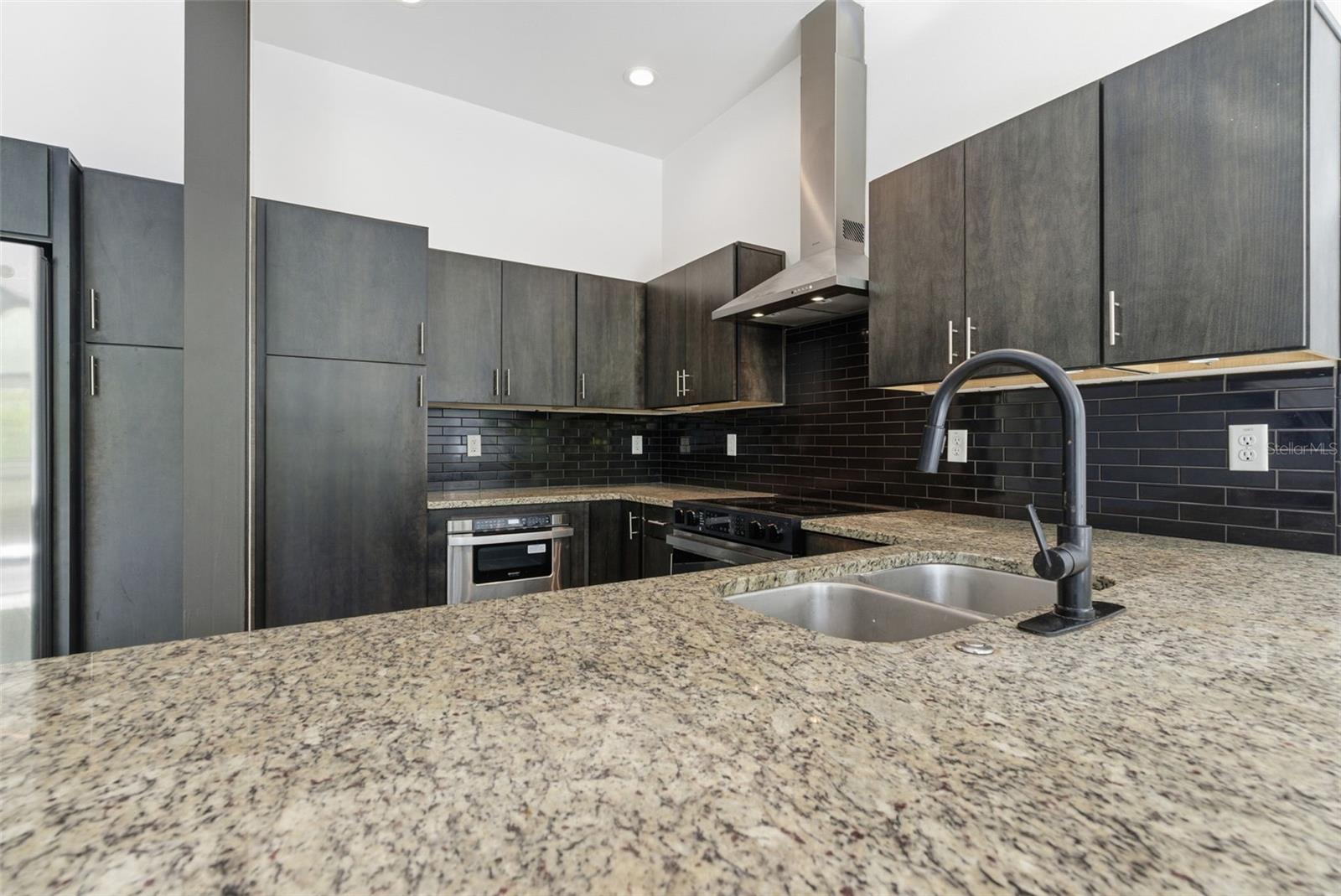 Image 10 of 58 For 4132 Gauge Line Loop