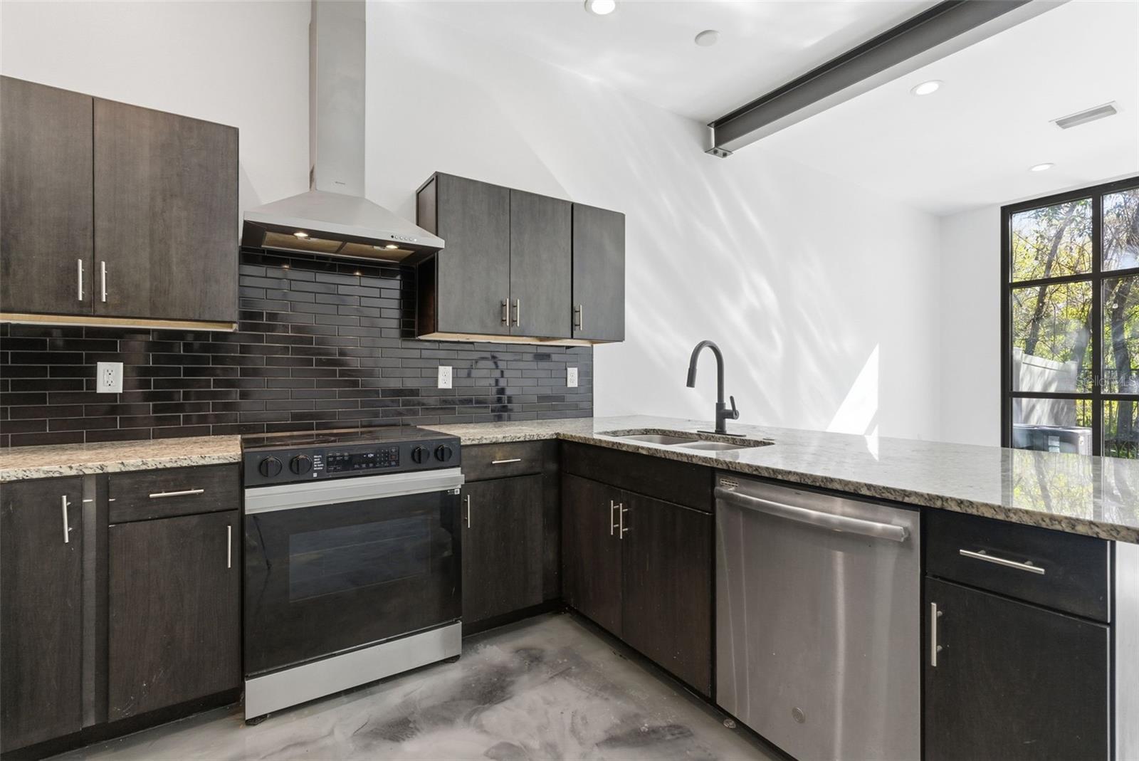 Image 13 of 58 For 4132 Gauge Line Loop