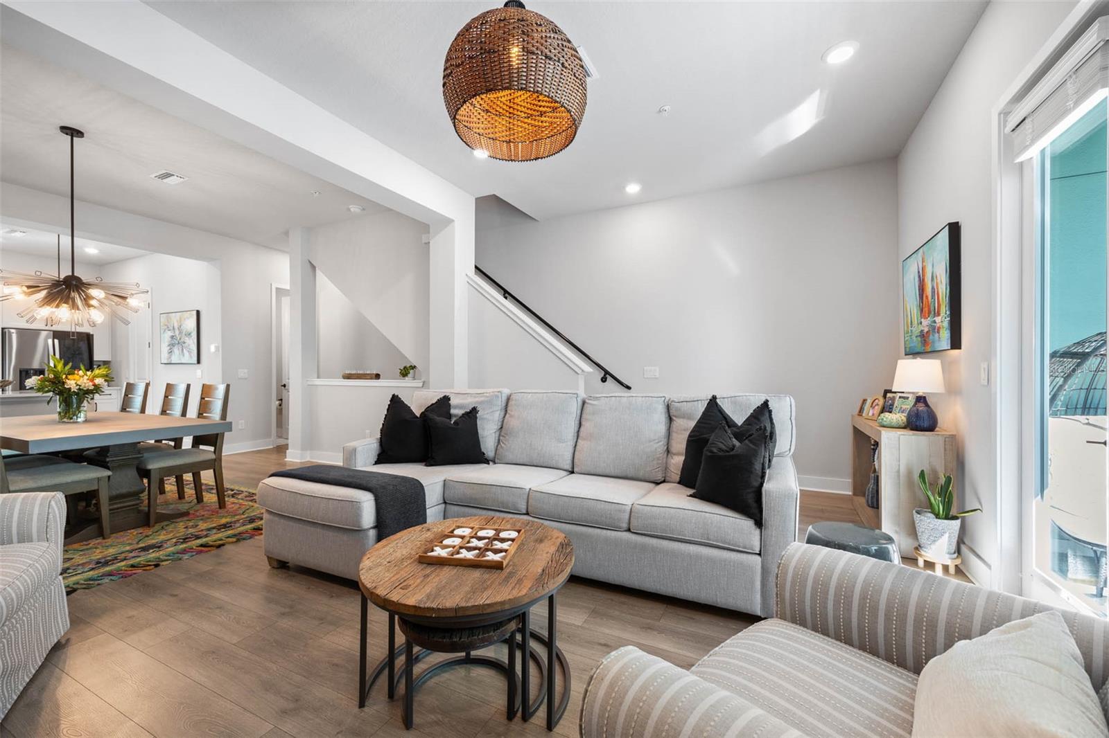 Image 13 of 46 For 2843 1st Avenue S