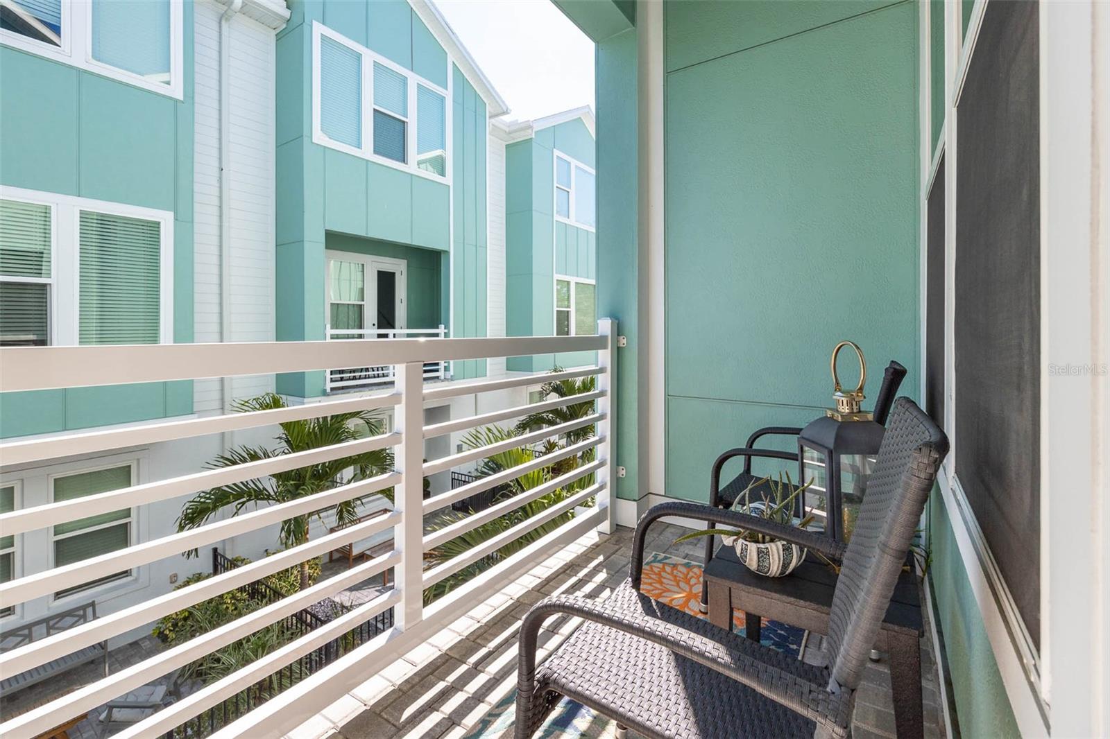 Image 14 of 46 For 2843 1st Avenue S