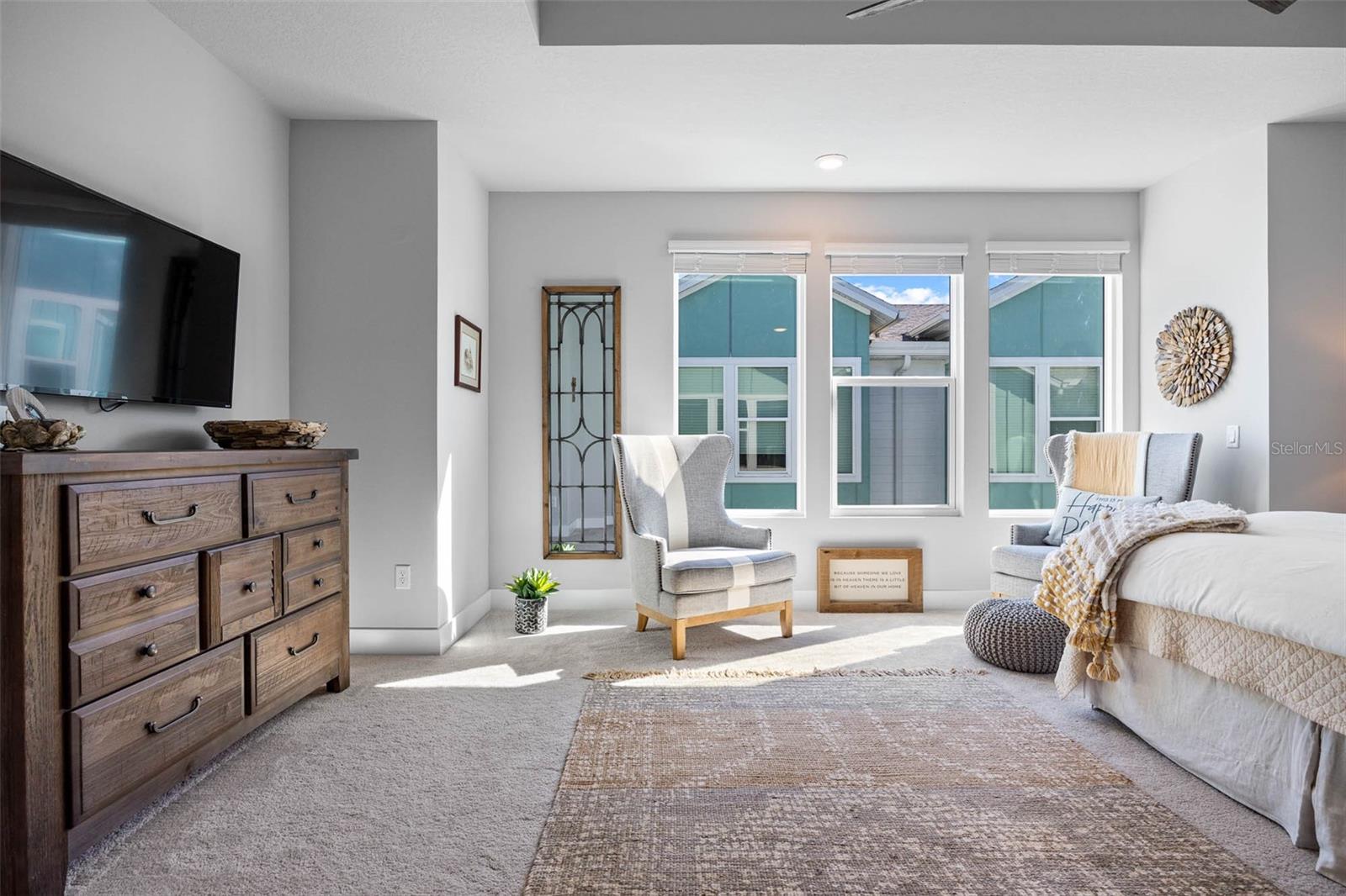 Image 16 of 46 For 2843 1st Avenue S