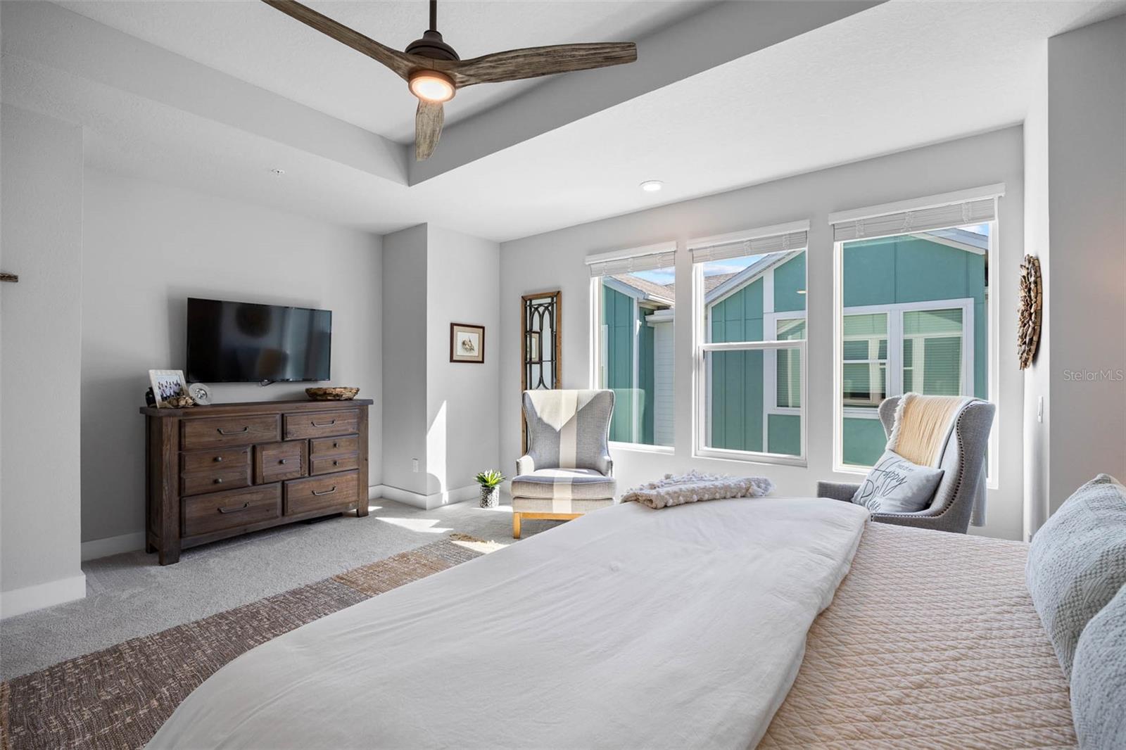 Image 17 of 46 For 2843 1st Avenue S