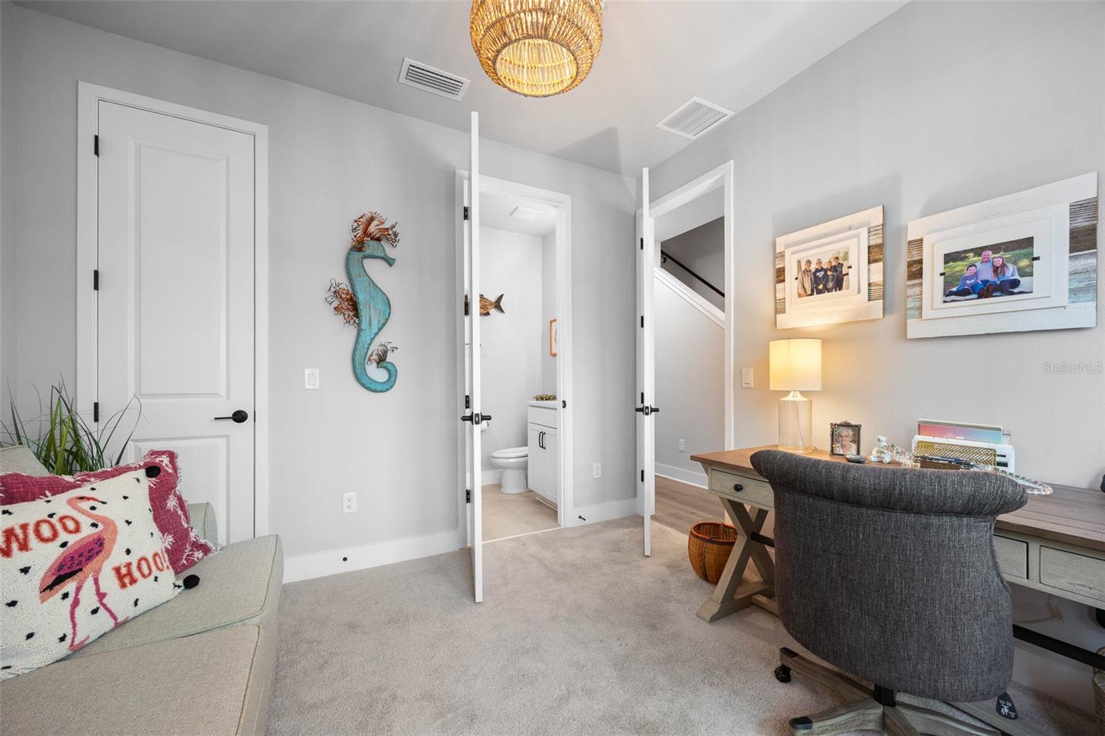 Image 29 of 46 For 2843 1st Avenue S