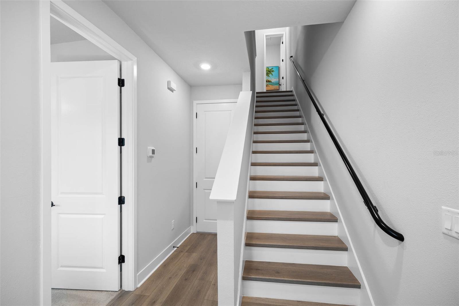 Image 31 of 46 For 2843 1st Avenue S