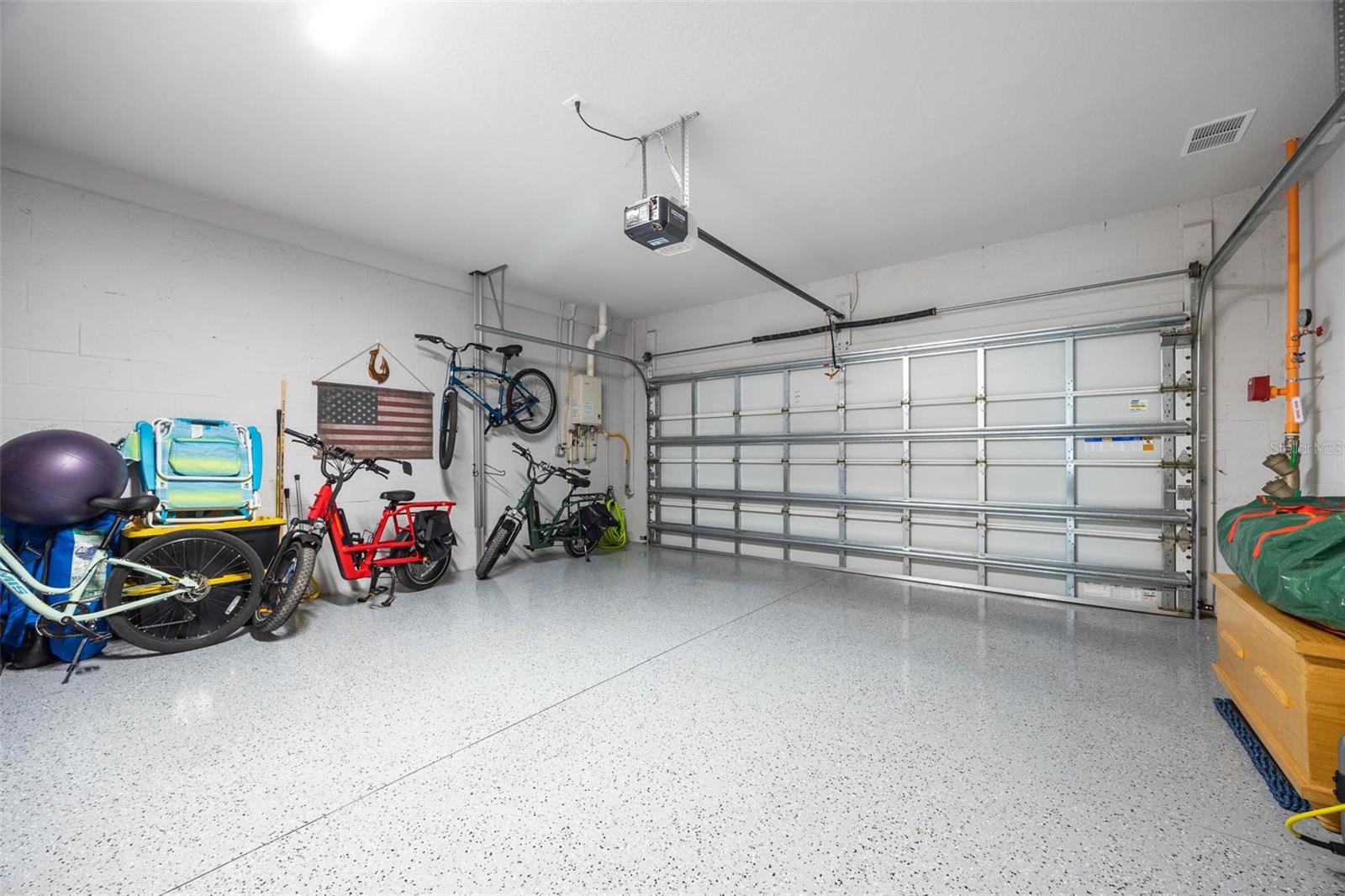 Image 32 of 46 For 2843 1st Avenue S