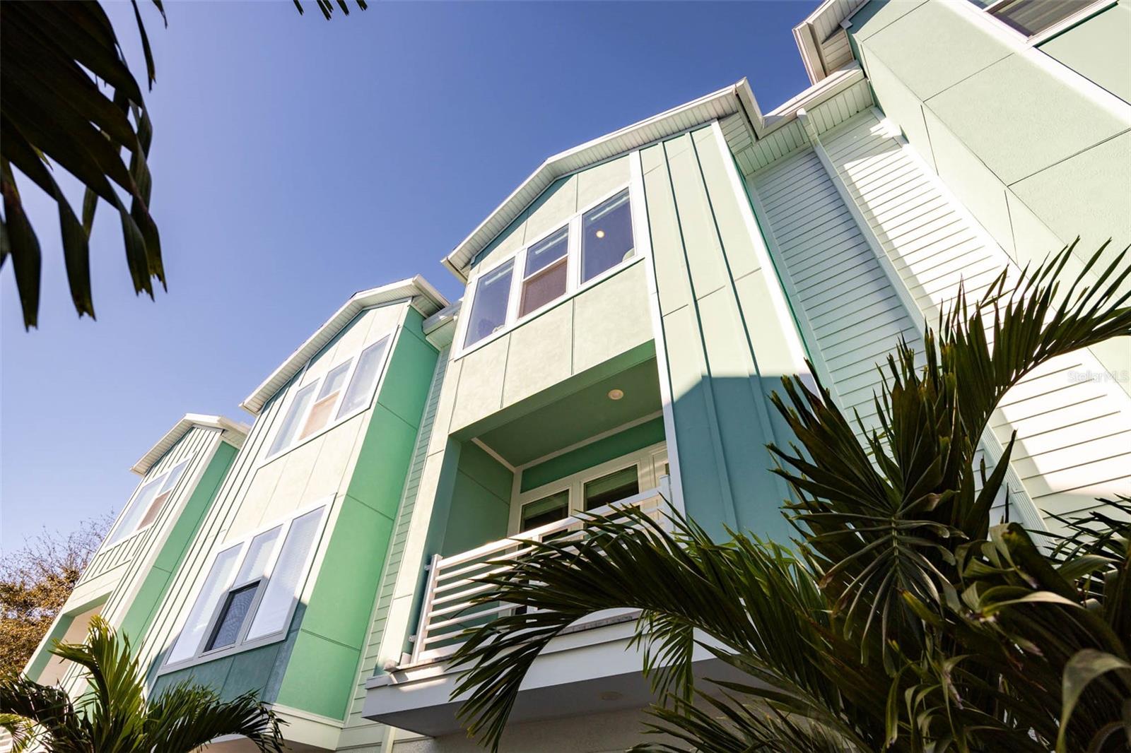 Image 36 of 46 For 2843 1st Avenue S