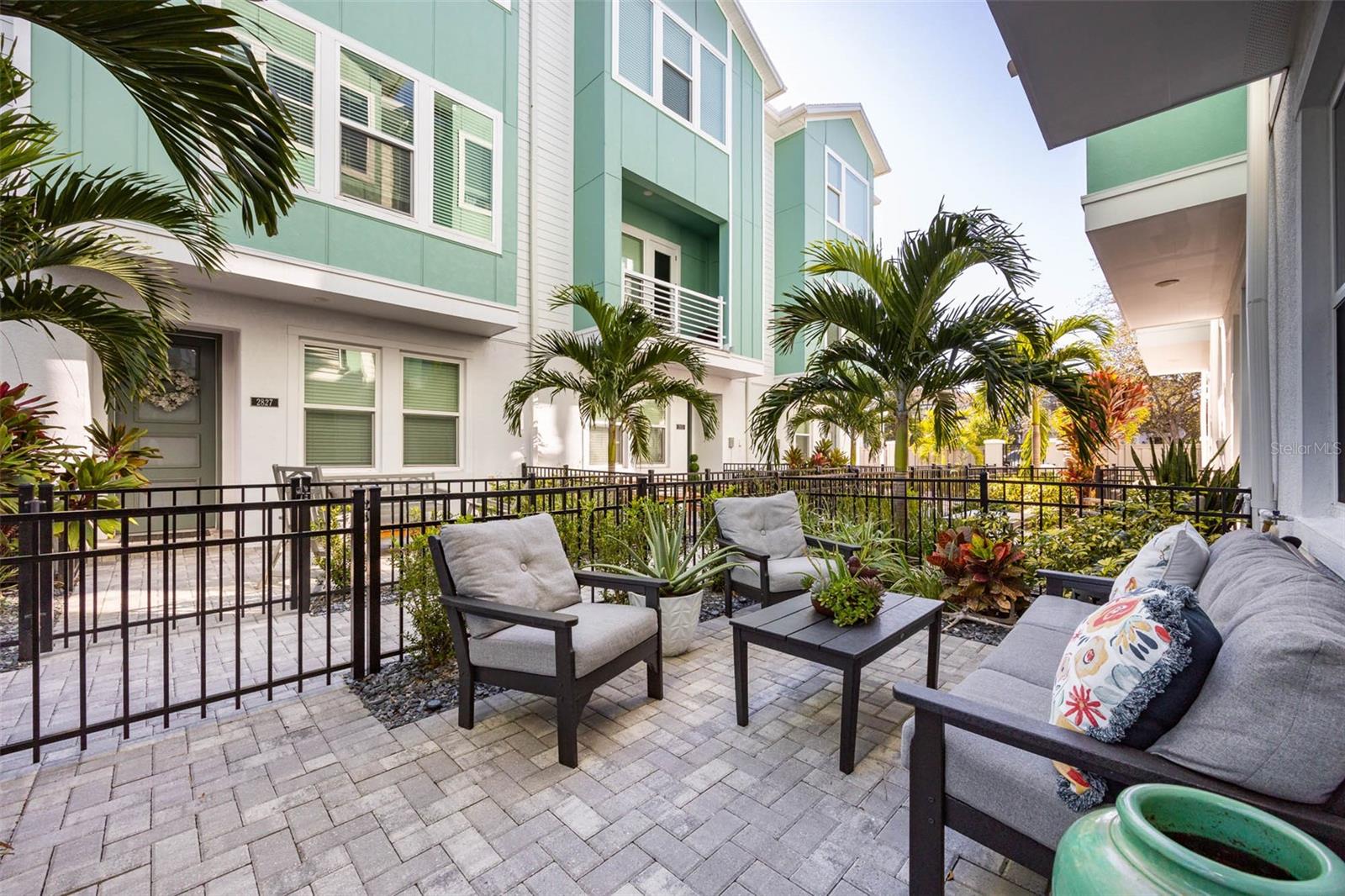 Image 39 of 46 For 2843 1st Avenue S