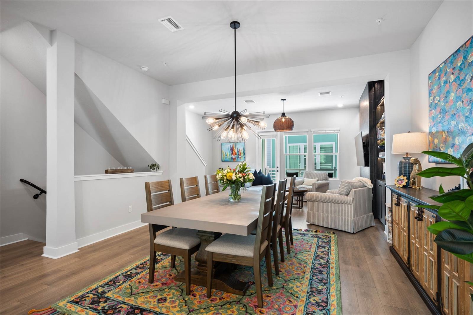 Image 9 of 46 For 2843 1st Avenue S