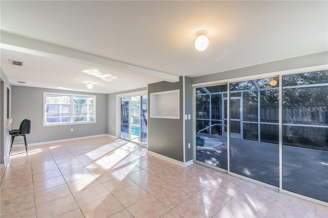 Image 18 of 33 For 7840 Coventry Drive