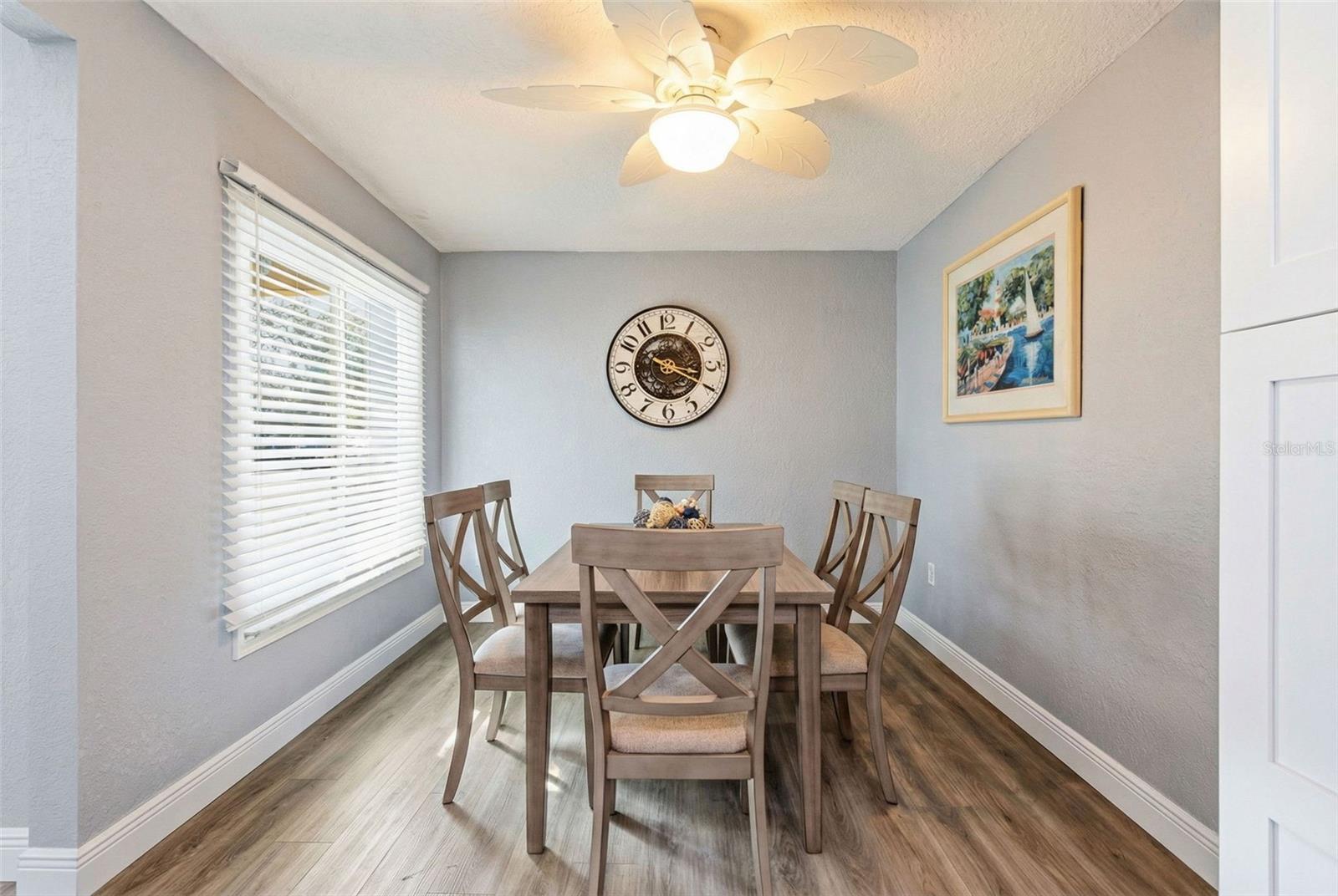 Image 12 of 48 For 3775 40th Lane S G