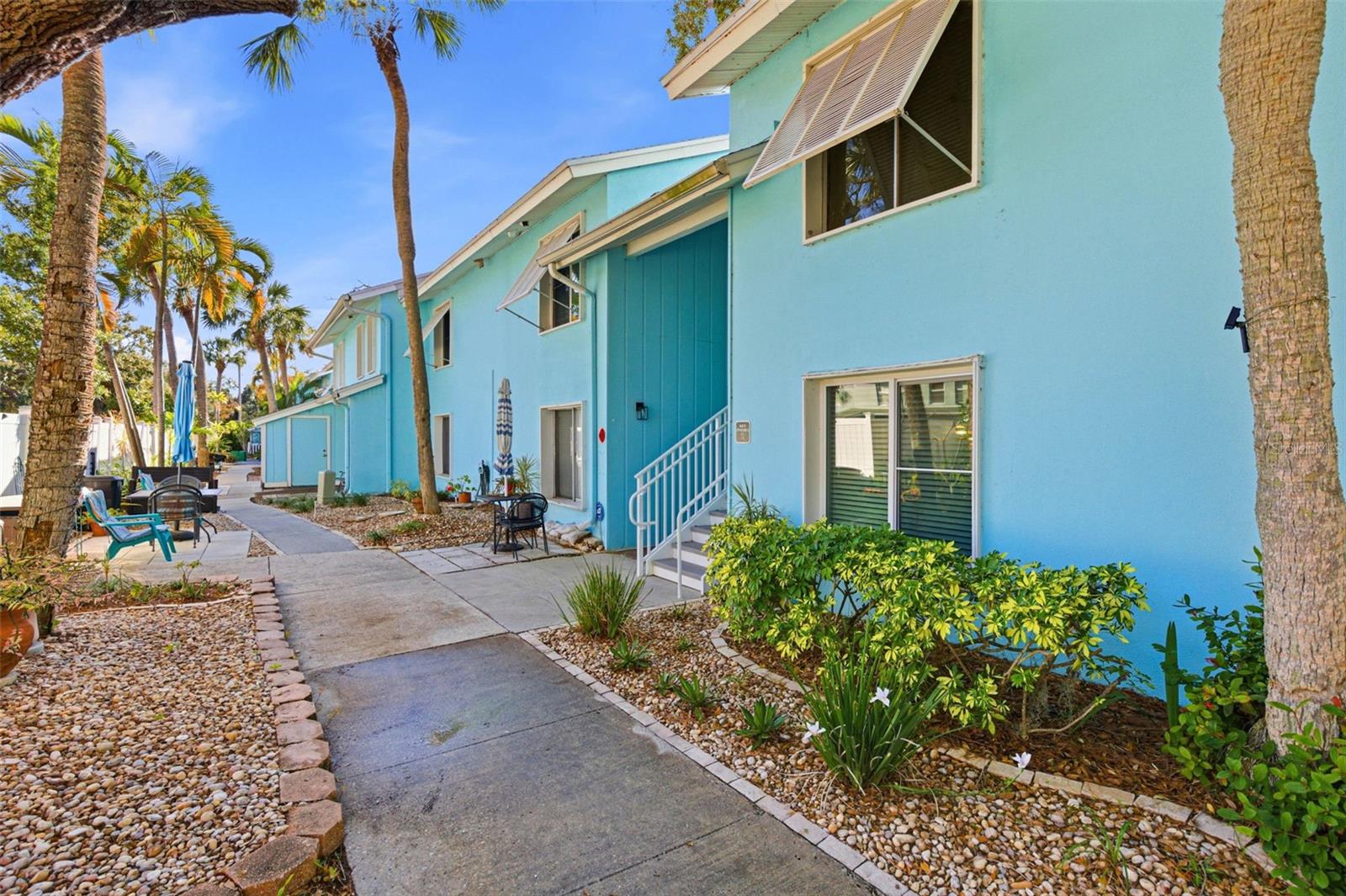 Image 2 of 48 For 3775 40th Lane S G