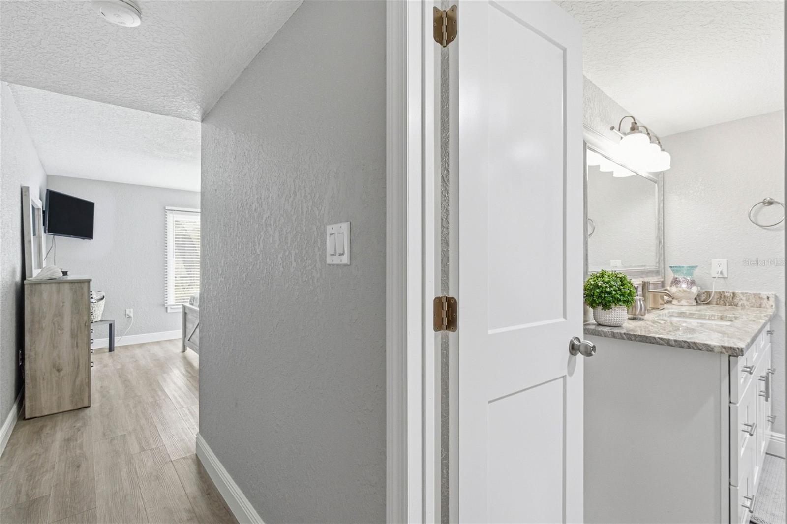 Image 23 of 48 For 3775 40th Lane S G