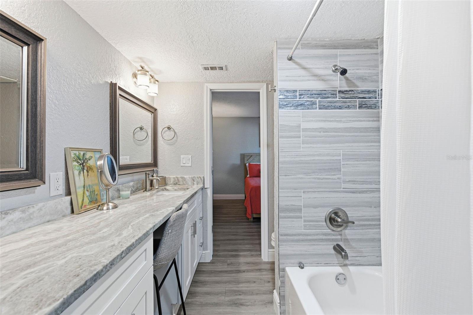 Image 28 of 48 For 3775 40th Lane S G