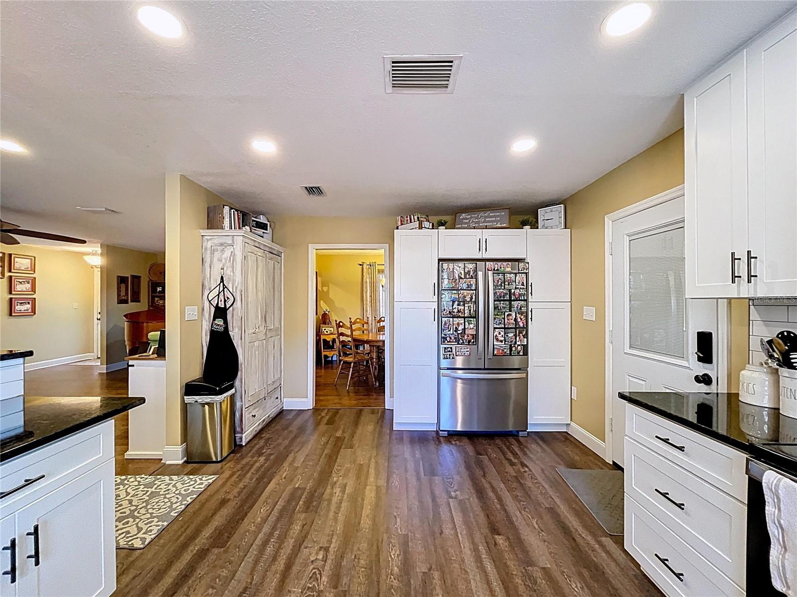 Image 17 of 43 For 1303 Trapnell Road