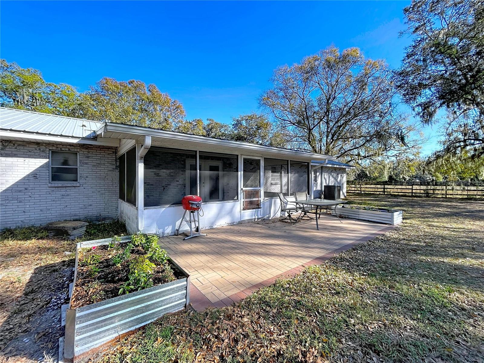 Image 32 of 43 For 1303 Trapnell Road