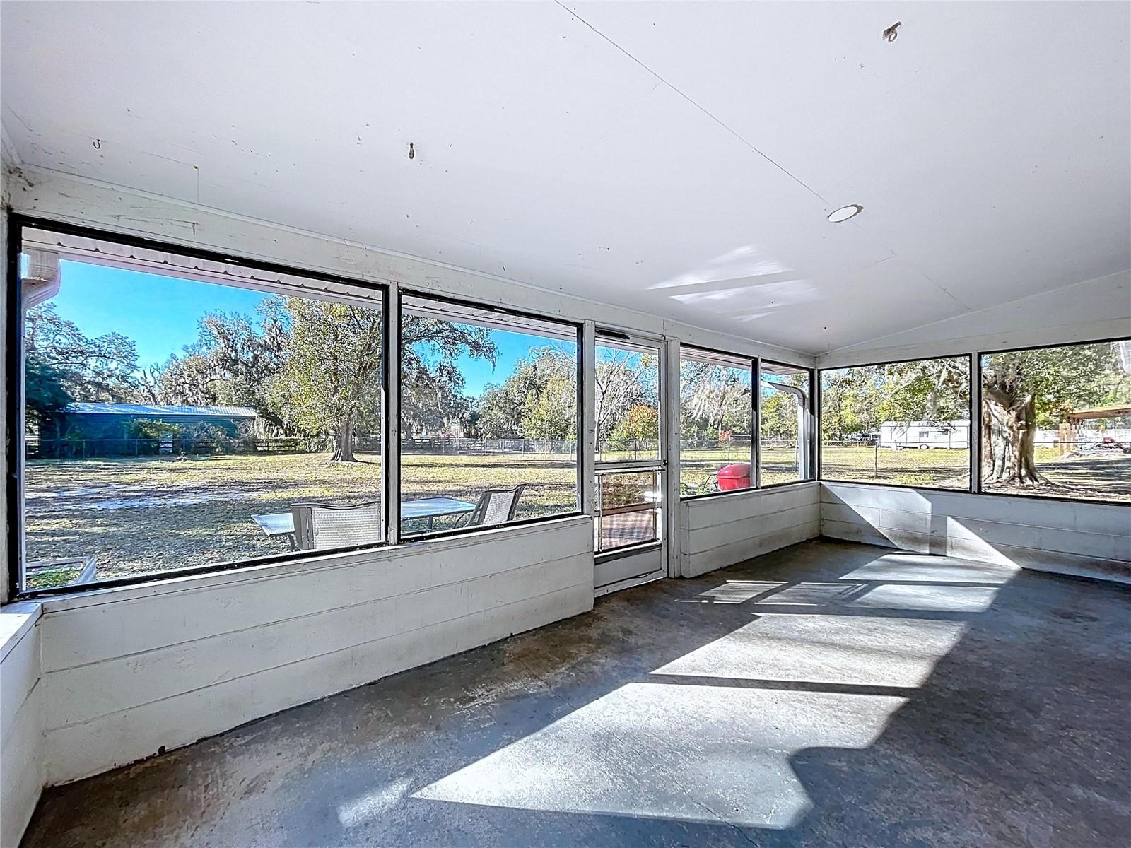 Image 35 of 43 For 1303 Trapnell Road