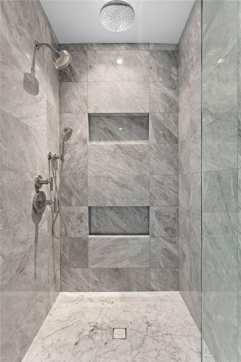 Image 28 of 93 For 3015 Ysabella Avenue 2301