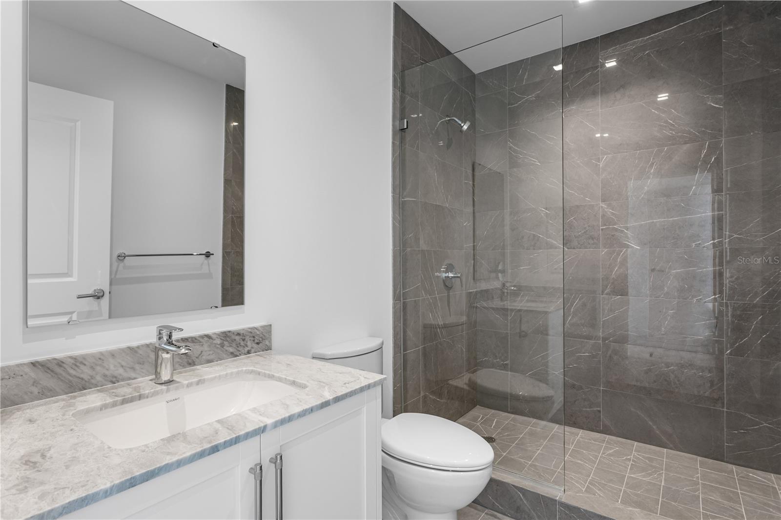 Image 39 of 93 For 3015 Ysabella Avenue 2301