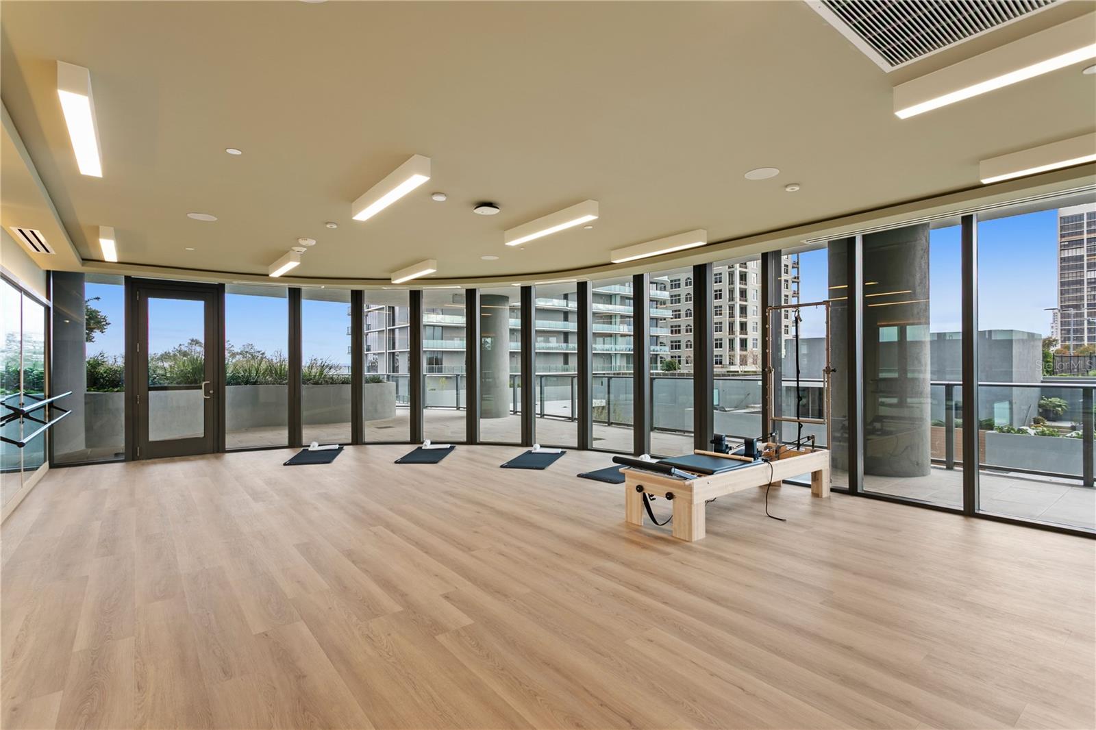 Image 56 of 93 For 3015 Ysabella Avenue 2301