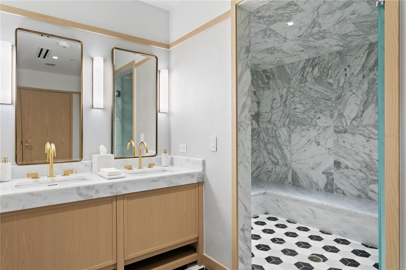 Image 57 of 93 For 3015 Ysabella Avenue 2301