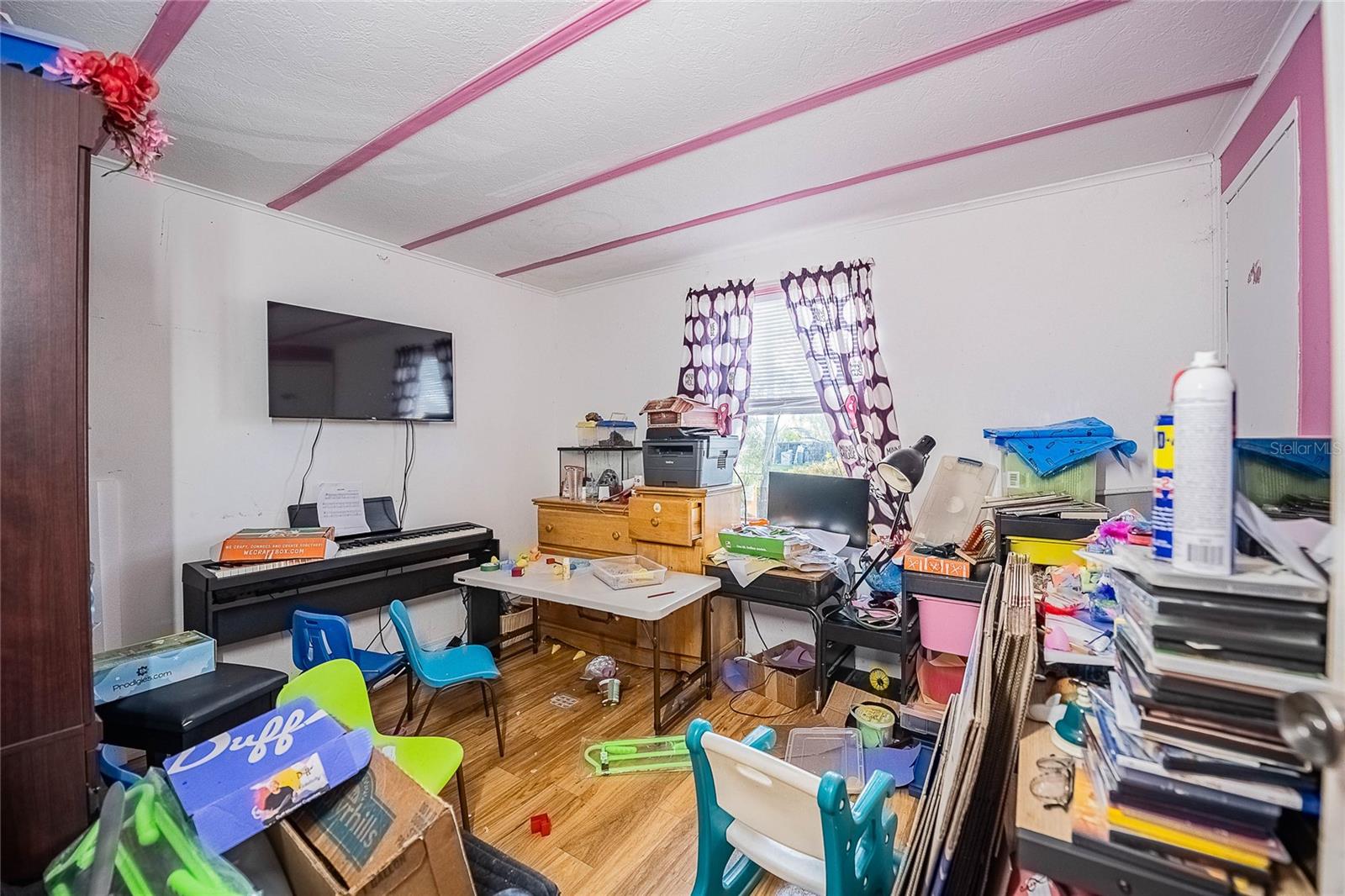 Image 15 of 32 For 116 2nd Street