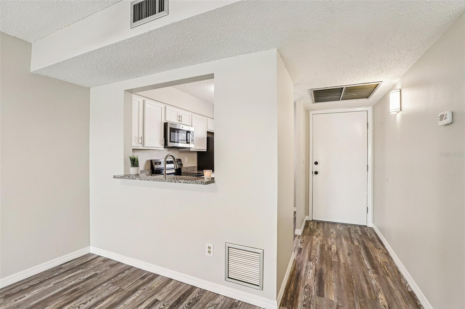 Image 14 of 36 For 11120 Carriage Hill Drive 1